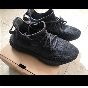 Like new Reflective yeezys stock x size 7 women’s